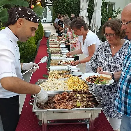 Verona Apartmanhotel 3*