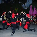 Verona מלון דירות 3*