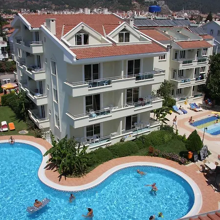 Verona 3* Μαρμαρίς